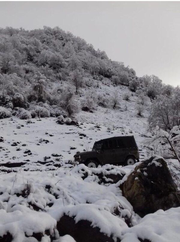 Снег в городе Ткуарчал - Sputnik Абхазия