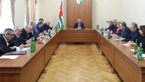 Совещание по вопросам здравоохранения в адинистрации президента - Sputnik Абхазия