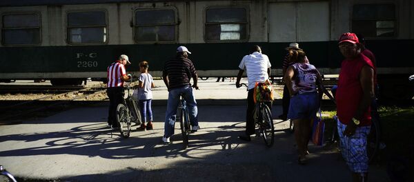 Жители Кубы, архивное фото Жители Кубы, архивное фото - Sputnik Абхазия