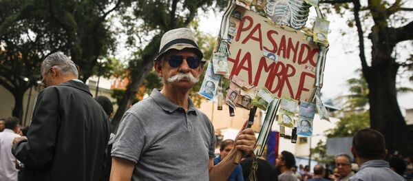 Лидер оппозиции Венесуэлы Хуан Гуаидо выступил на митинге в Каракасе  Лидер оппозиции Венесуэлы Хуан Гуаидо выступил на митинге в Каракасе  - Sputnik Абхазия