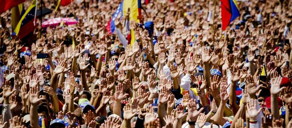 Митинг сторонников Хуана Гуаидо Митинг сторонников Хуана Гуаидо - Sputnik Абхазия