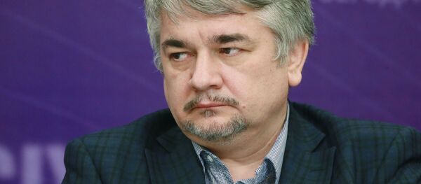 Ростислав Ищенко Ростислав Ищенко - Sputnik Абхазия