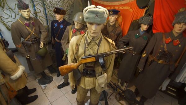 Житель Волгограда 17 лет собирал у себя в подвале оружейную коллекцию времен Сталинградской битвы - Sputnik Абхазия