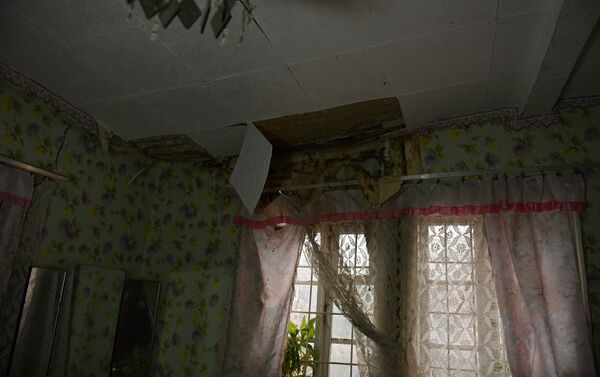 Аварийный дом в Гагре - Sputnik Абхазия