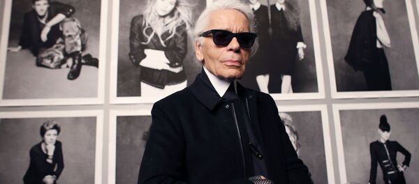 Модельер Карл Лагерфельд Модельер Карл Лагерфельд - Sputnik Абхазия