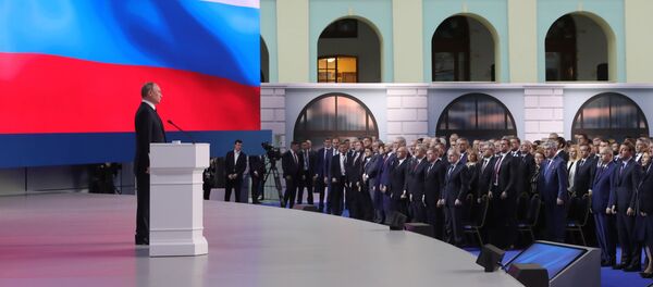 Ежегодное послание президента РФ В. Путина Федеральному Собранию Ежегодное послание президента РФ В. Путина Федеральному Собранию - Sputnik Абхазия