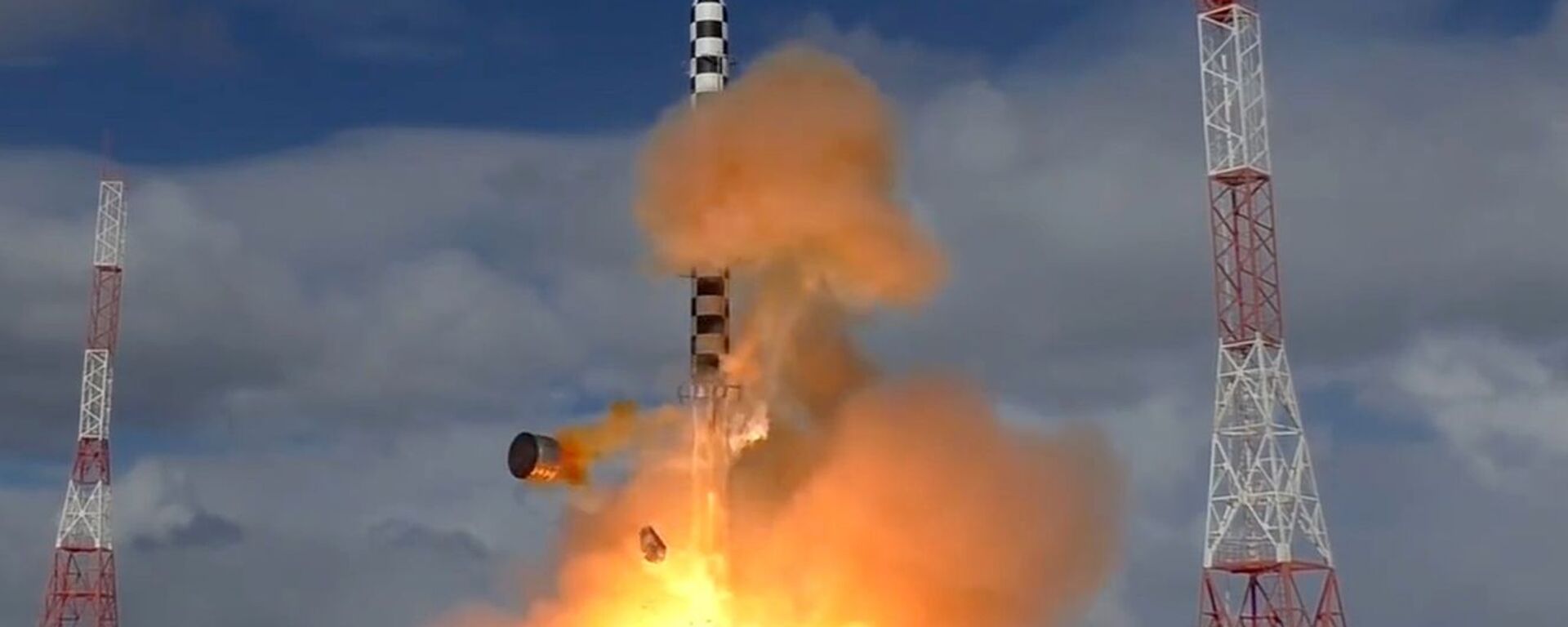 Запуск ракеты «Сармат» с космодрома «Плесецк» - Sputnik Абхазия, 1920, 23.06.2022