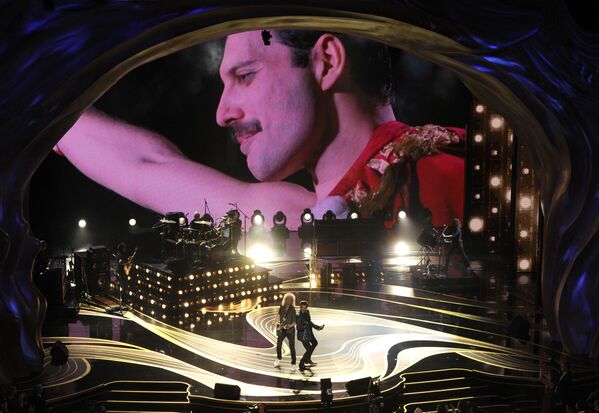 Выступление участников группы Queen и певца Адама Ламберта на церемонии вручения Оскар-2019 - Sputnik Абхазия