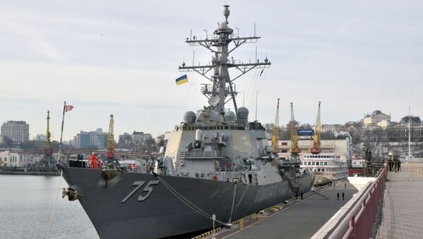 Ракетный эсминец  США Дональд Кук вошел в порт Одессы - Sputnik Абхазия