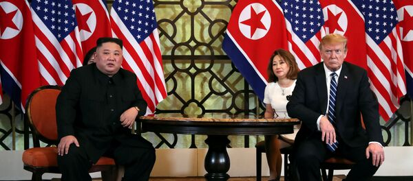 Президент США Дональд Трамп и лидер КНДР Ким Чен Ын - Sputnik Абхазия