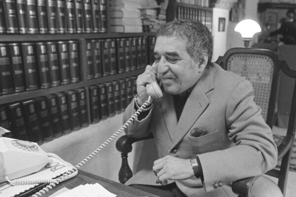 Netflix снимет сериал по роману Сто лет одиночества Маркеса Netflix снимет сериал по роману Сто лет одиночества Маркеса - Sputnik Абхазия