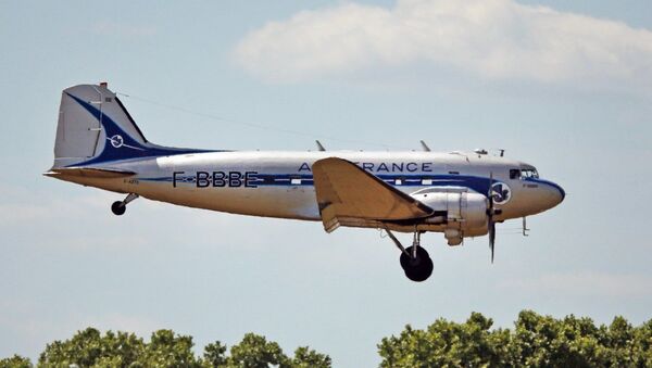 Самолет Douglas DC-3 - Sputnik Абхазия