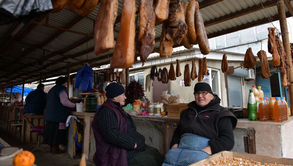 Торговля на рынке в Гале - Sputnik Абхазия