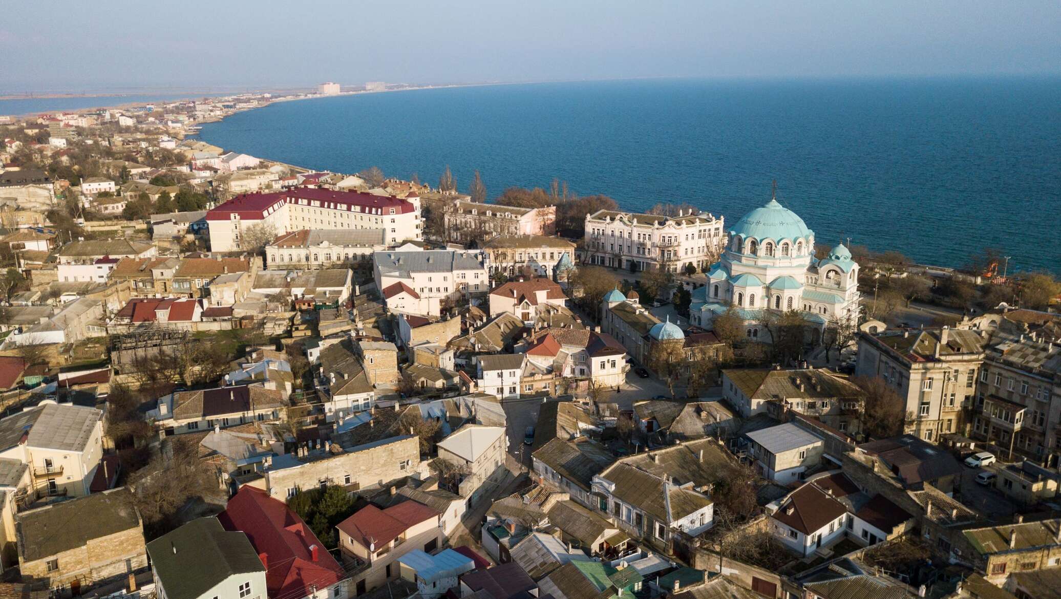 Погода в евпатории сегодня. Евпатория население. Фото Керчь Евпатории. Евпатория фото население города. Евпатория Крым погода.