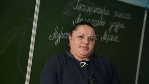 Фатима Адлейба, учительница абхазского языка 2-ой средней школы города Гал  - Sputnik Абхазия