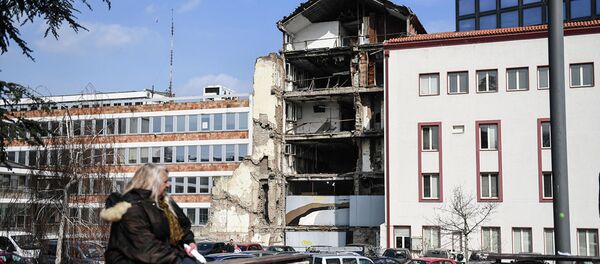 Белград. Здание телецентра с последствиями разрушений бомбежек НАТО. Архивное фото Белград. Здание телецентра с последствиями разрушений бомбежек НАТО. Архивное фото - Sputnik Абхазия