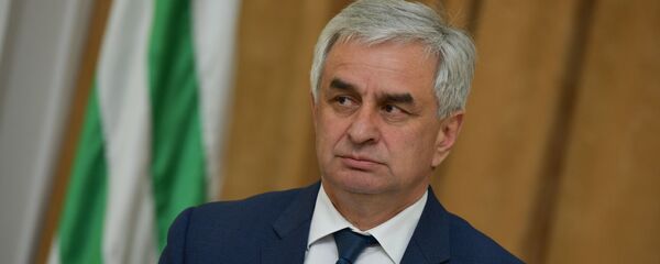 Ҳаџьымба Аԥсны ахадарахьы икандидатура ықәиргылаӡом, аӡбарҭа иаӡбаз дахашшааӡом Ҳаџьымба Аԥсны ахадарахьы икандидатура ықәиргылаӡом, аӡбарҭа иаӡбаз дахашшааӡом - Sputnik Аҧсны