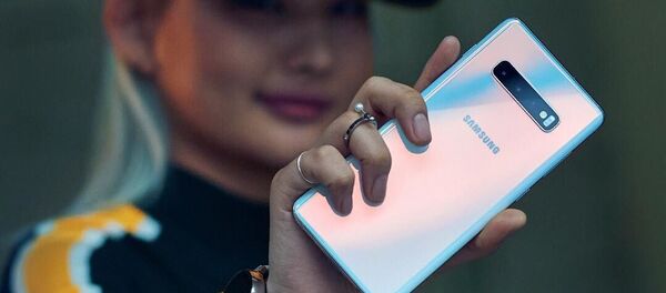 Samsung GalaxyS10 Samsung GalaxyS10 - Sputnik Абхазия