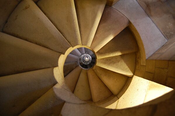 Лестница в Храме Святого Семейства в Барселоне, Испания - Sputnik Абхазия