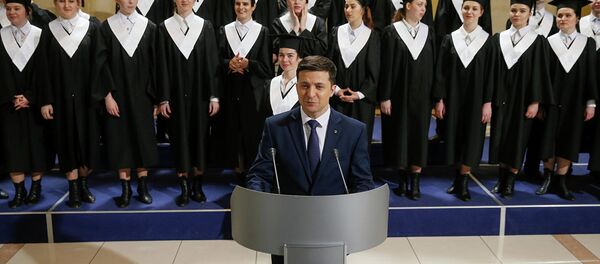 Кандидат в президенты Украины Владимир Зеленский во время съемок шой Слуга народа в Киеве Кандидат в президенты Украины Владимир Зеленский во время съемок шой Слуга народа в Киеве - Sputnik Абхазия