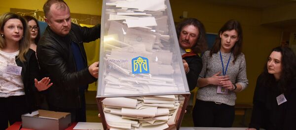 Подсчёт голосов на выборах президента Украины Подсчёт голосов на выборах президента Украины - Sputnik Абхазия