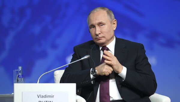Рабочая поездка президента РФ В. Путина в Санкт-Петербург - Sputnik Абхазия