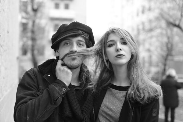 Сердитый Джигарханян и селфи с поклонницами: как живется в России абхазским актерам Сердитый Джигарханян и селфи с поклонницами: как живется в России абхазским актерам - Sputnik Абхазия