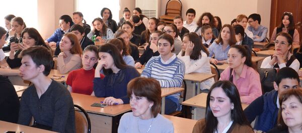 Акция Тотальный диктант в зарубежных странах Акция Тотальный диктант в зарубежных странах - Sputnik Абхазия