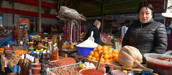 Гудаутский рынок Гудаутский рынок - Sputnik Абхазия