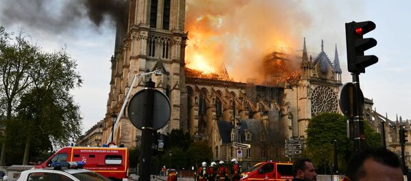 Нотр-Дам-де-Пари амца акит - Sputnik Аҧсны