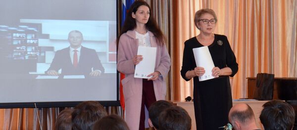Акция Тотальный диктант в зарубежных странах Акция Тотальный диктант в зарубежных странах - Sputnik Абхазия