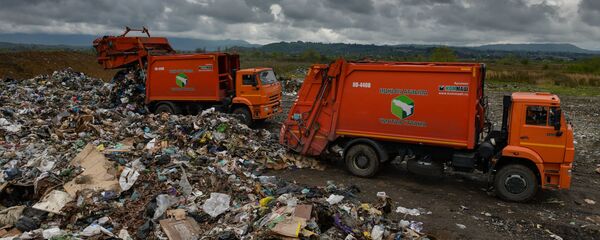 Мусорная свалка в городе Гал Мусорная свалка в городе Гал - Sputnik Абхазия