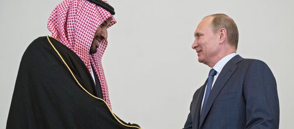 Рабочая поездка президента РФ В.Путина в Санкт-Петербург Рабочая поездка президента РФ В.Путина в Санкт-Петербург - Sputnik Абхазия