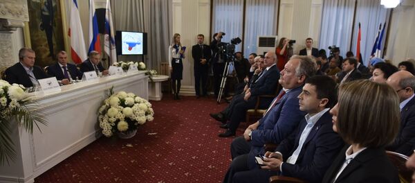 Форум друзей Крыма открылся в Ялте - Sputnik Абхазия