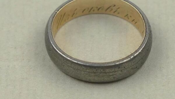 Кандальное кольцо декабриста Оболенского продали на аукционе - Sputnik Абхазия