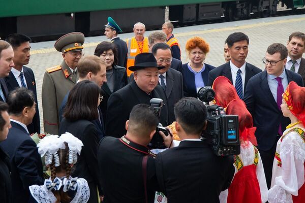 Лидер КНДР Ким Чен Ын на станции Хасан в Приморском крае - Sputnik Абхазия