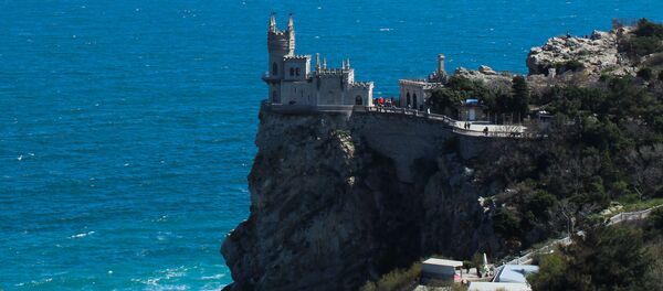 Ласточкино гнезно Ласточкино гнезно - Sputnik Абхазия