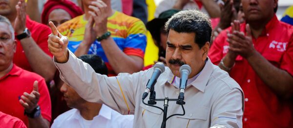 Акция в поддержку президента Венесуэлы Н. Мадуро Акция в поддержку президента Венесуэлы Н. Мадуро - Sputnik Абхазия