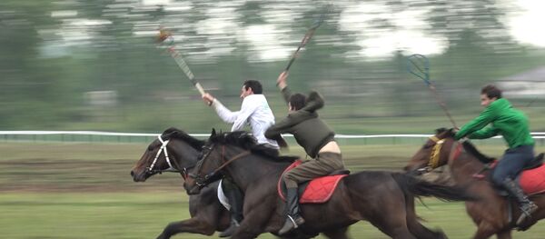 Пришпорить коня: как абхазские рыцари состязались на скачках в Дурипше Пришпорить коня: как абхазские рыцари состязались на скачках в Дурипше - Sputnik Абхазия