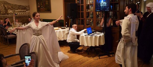 Гастрономический ужин в абхазских традициях в московском ресторане абхазской кухни Страна души - Sputnik Абхазия