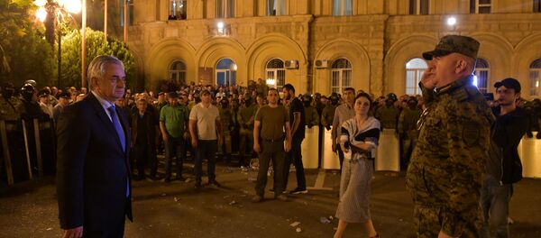 Хаджимба лично поблагодарил правоохранителей Хаджимба лично поблагодарил правоохранителей - Sputnik Аҧсны