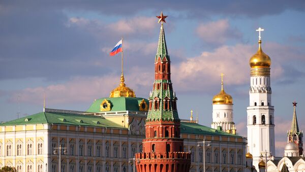 Большой Кремлевский дворец, колокольня Ивана Великого и Водовзводная башня Московского Кремля - Sputnik Абхазия