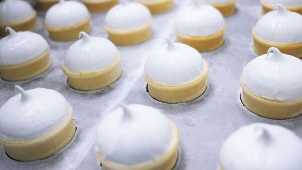 Производство мороженого Коровка из Кореновки - Sputnik Абхазия