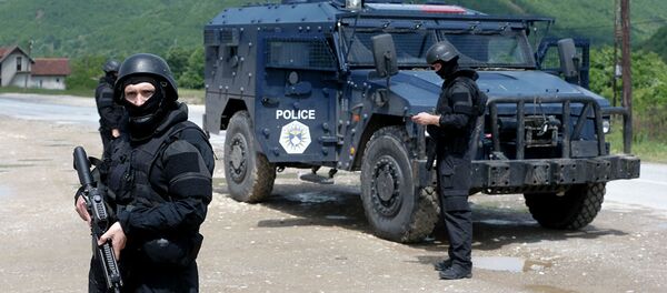 Операция косовской полиции Операция косовской полиции - Sputnik Абхазия