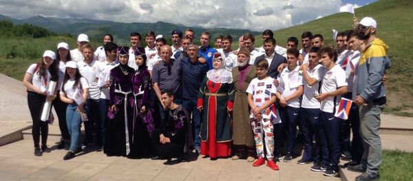 Аԥснытәи акоманда Арцахҟа инеиит ConIFA-2019 алахәхаразы Аԥснытәи акоманда Арцахҟа инеиит ConIFA-2019 алахәхаразы - Sputnik Аҧсны