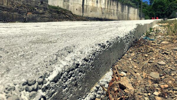Ремонт дороги на улице Дагестанская - Sputnik Абхазия