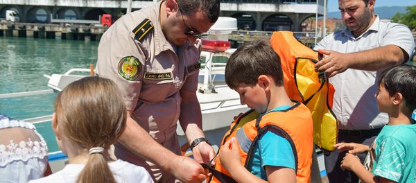 Sputnik и фонд Киараз исполнили детские желания - Sputnik Абхазия