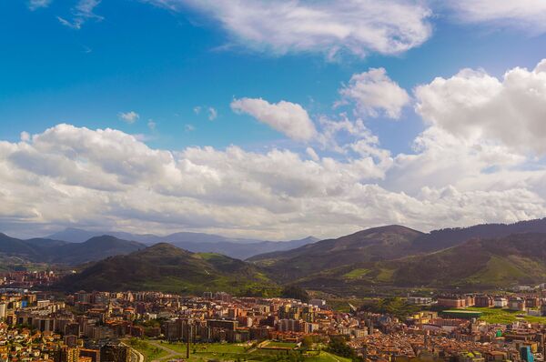Вид на Бильбао с горы Артксанда - Sputnik Абхазия