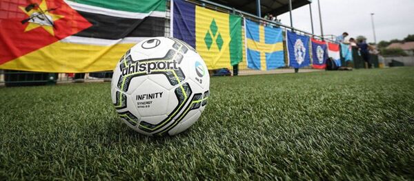 Мяч на поле во время чемпионата по футболу ConIFA Мяч на поле во время чемпионата по футболу ConIFA - Sputnik Абхазия