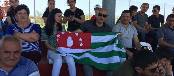 Болельщики на чемпионате мира ConIFA Болельщики на чемпионате мира ConIFA - Sputnik Абхазия